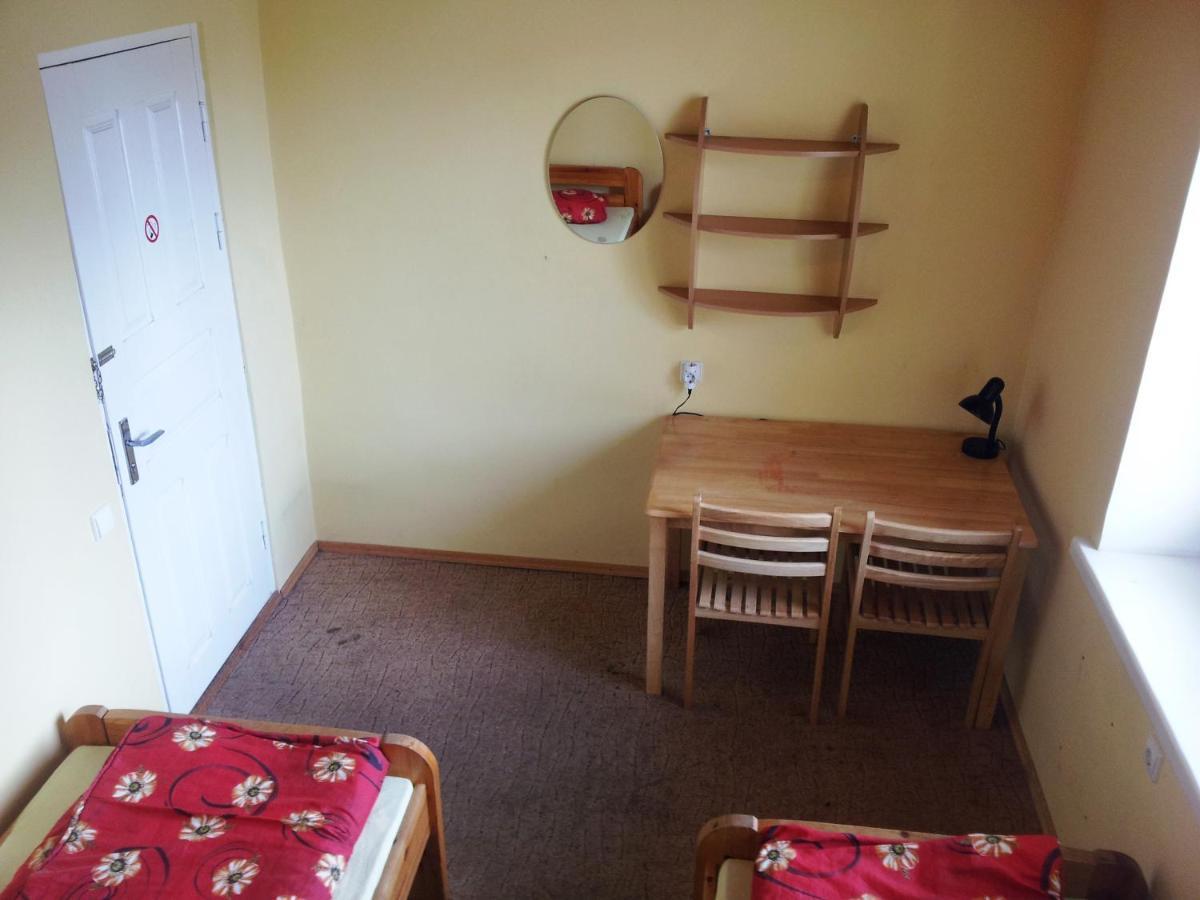 Fortuna Hostel VNO Exteriör bild