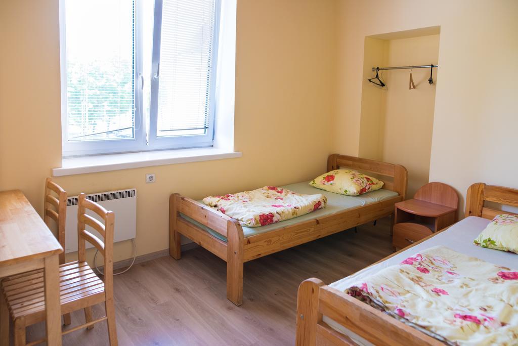 Fortuna Hostel VNO Exteriör bild