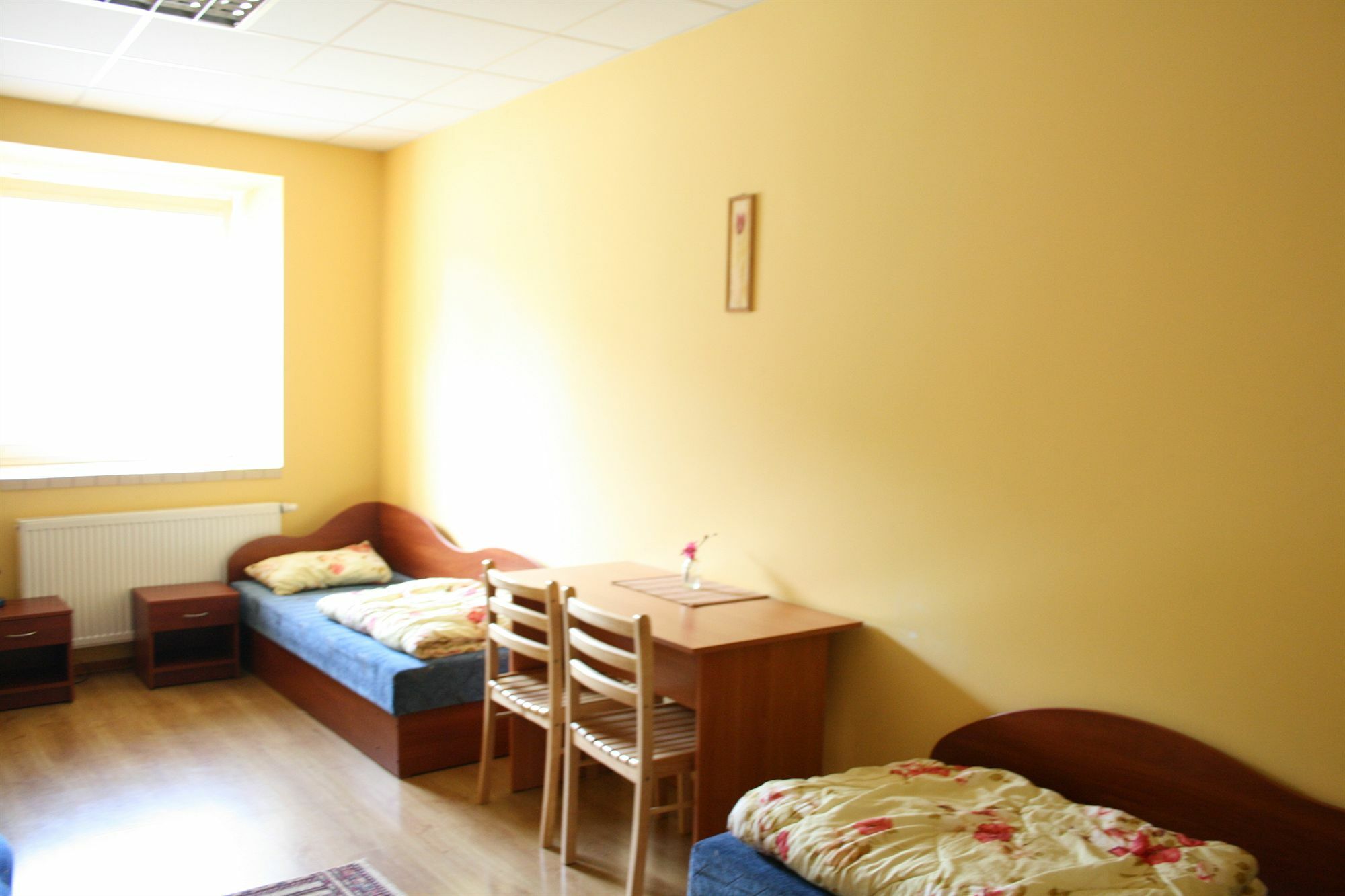 Fortuna Hostel VNO Exteriör bild